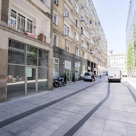 Oomph Warsaw Modern Apartment Near Nowy Swiat Exterior photo