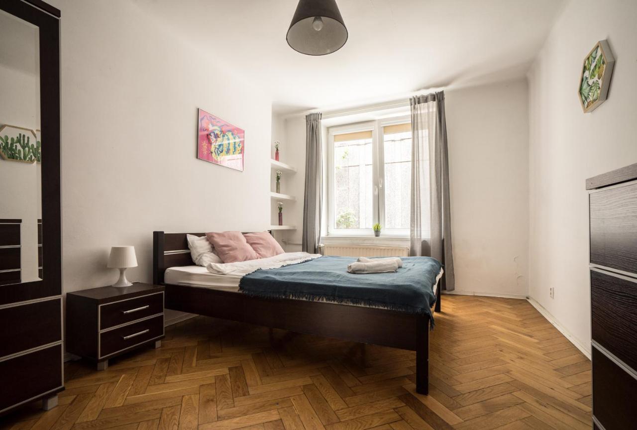 Oomph Warsaw Modern Apartment Near Nowy Swiat Exterior photo